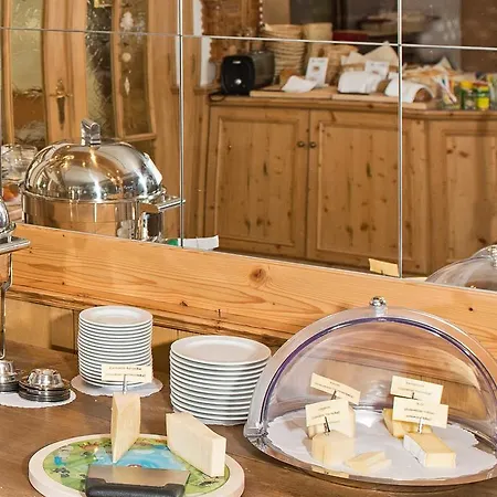 Dufour Alpin Superior - Adults Only