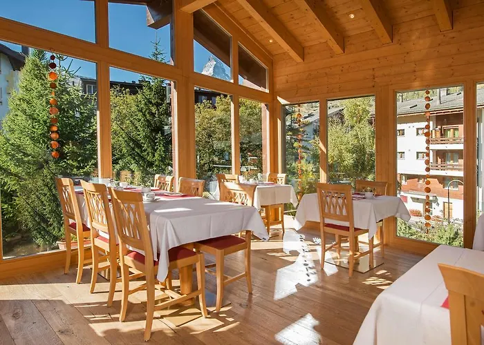 Hotel Dufour Alpin Superior 2*