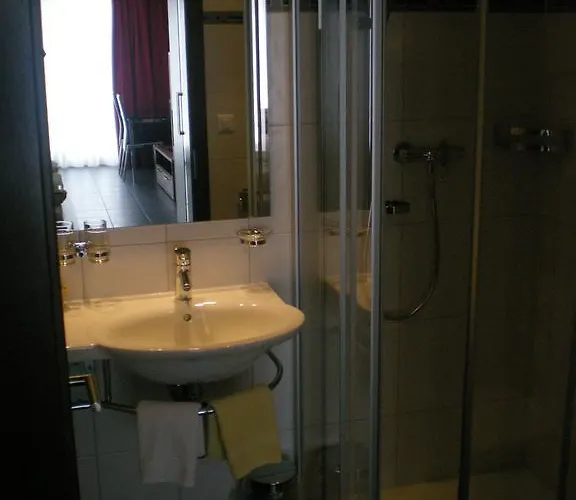 Dufour Alpin Superior Hotel 2*