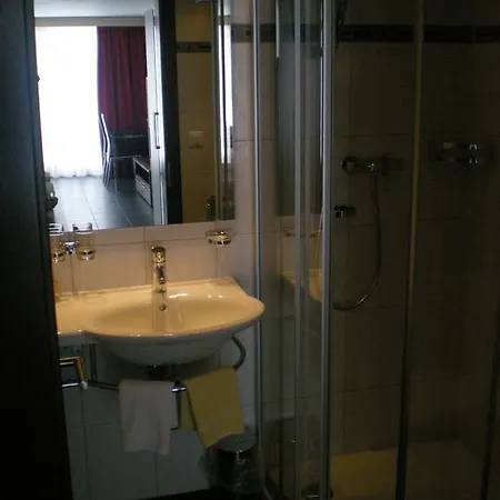 Dufour Alpin Superior - Adults Only Otel 2*
